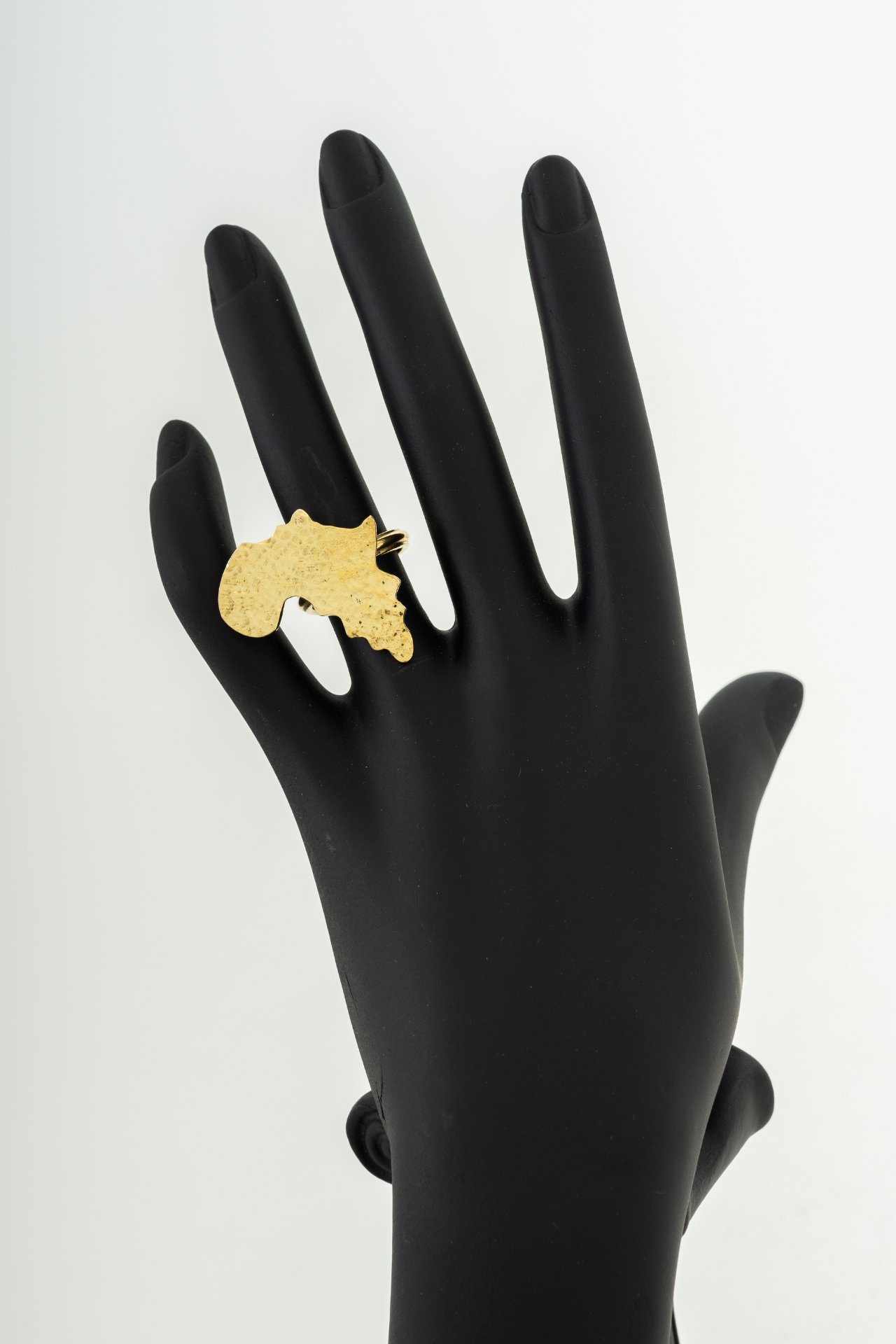 Africa Brass Ring