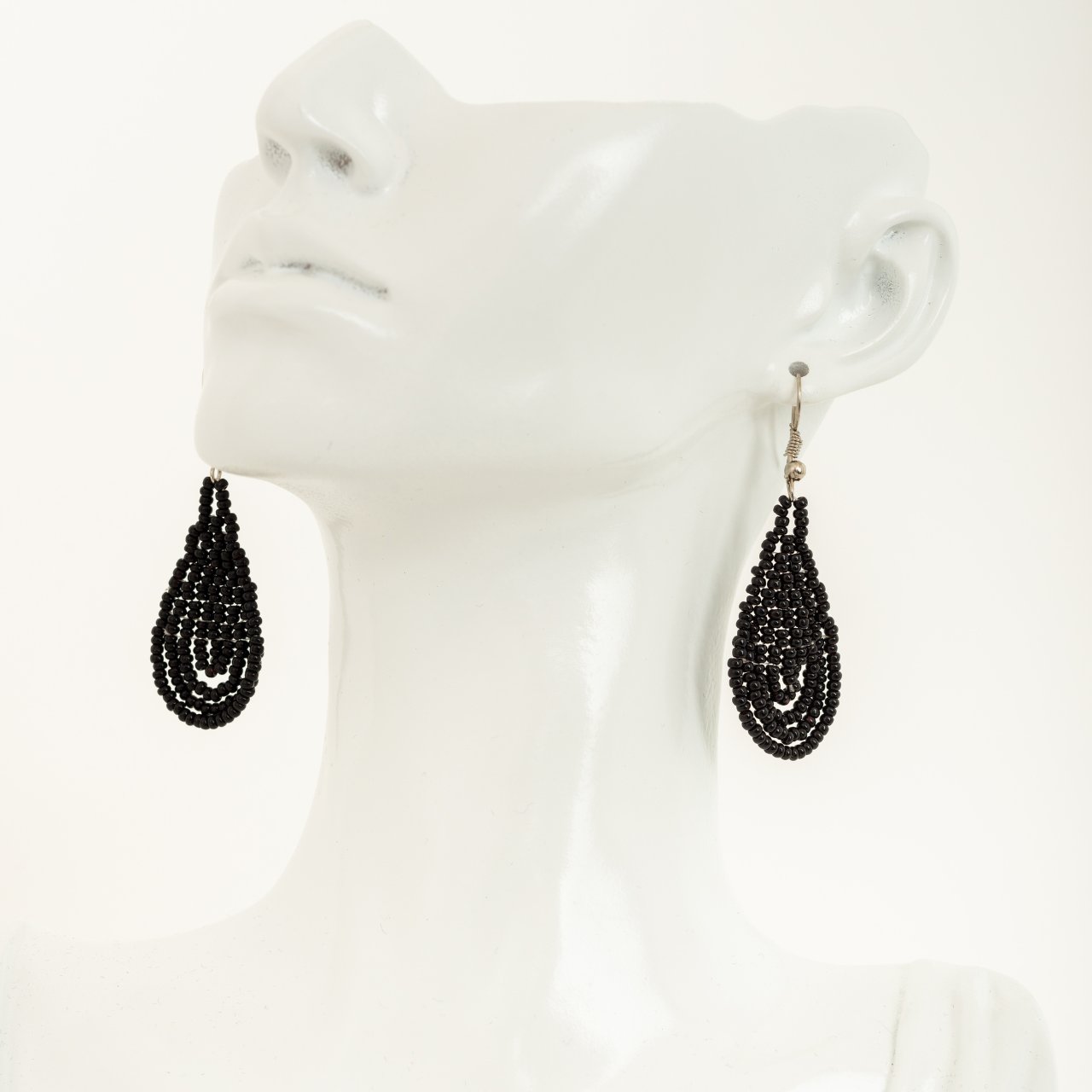 Black teardrop beaded earring