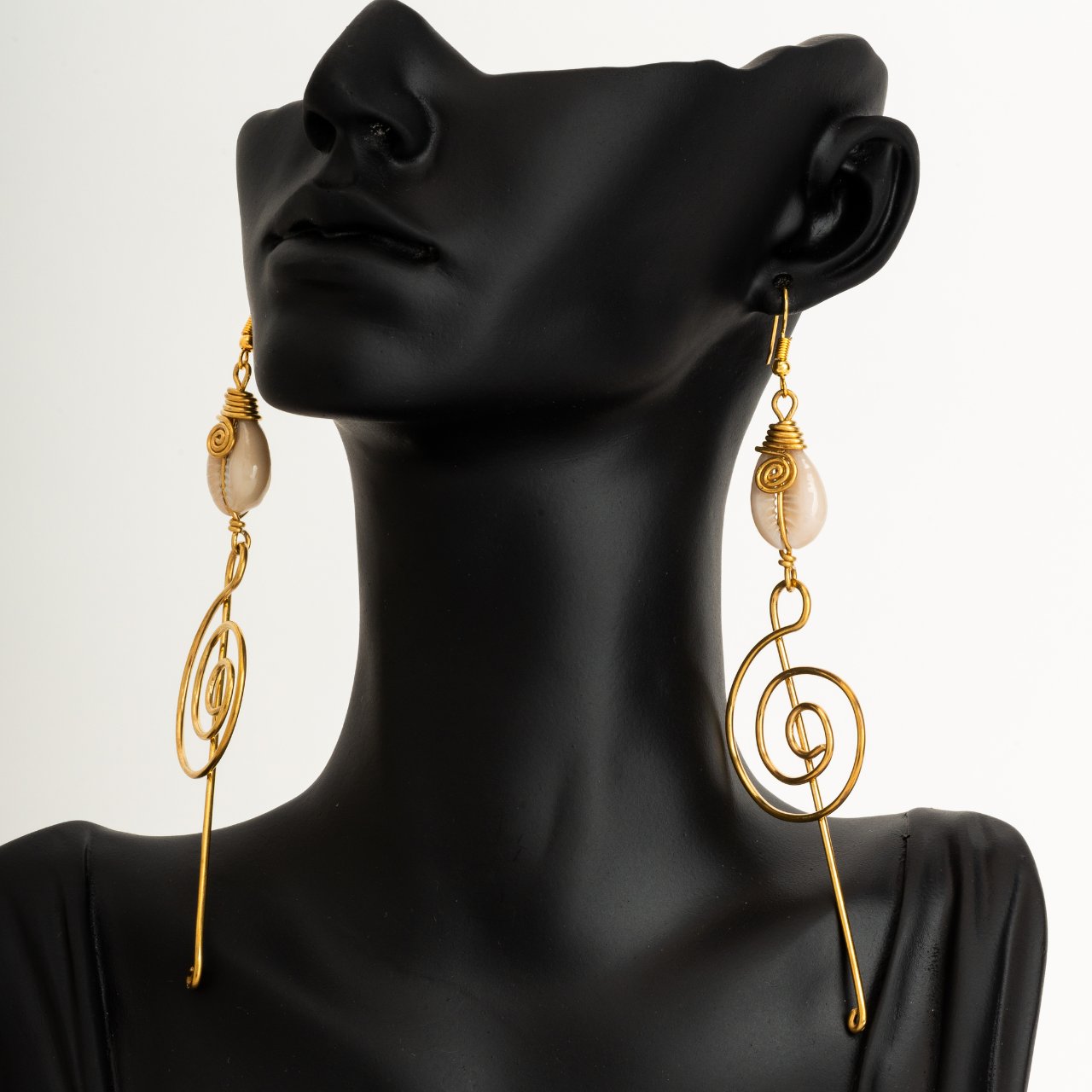 Earrings with Music Symbal and Shell